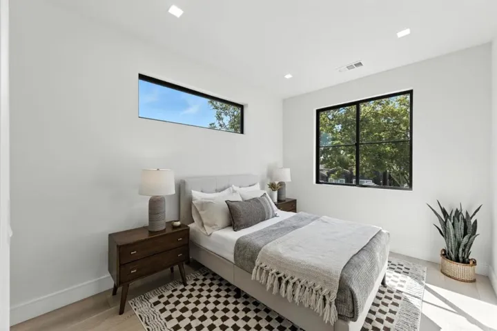 125 15th Avenue, San Mateo, California 94402