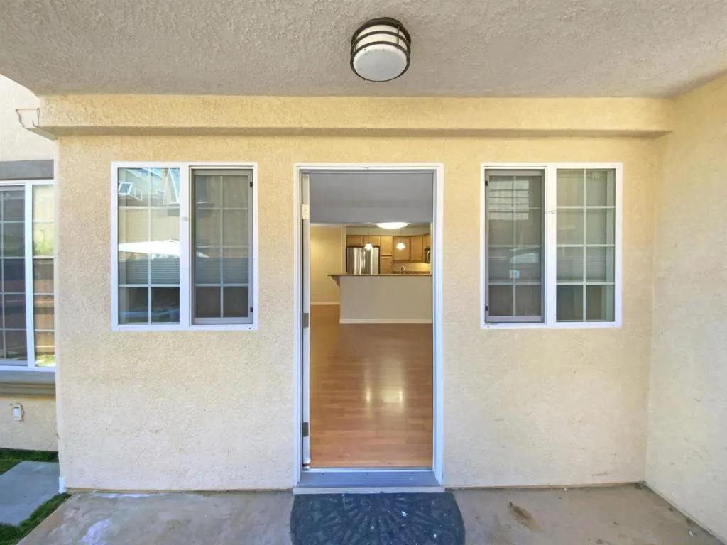 5252 Balboa Arms Dr 171, San Diego, California 92117 home-pic-14