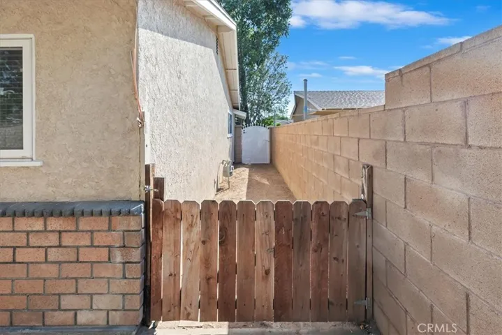 3685 Florawood Court, Riverside, California 92505