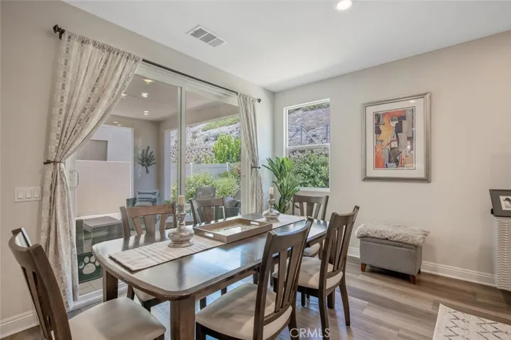 20533 Martingale Place, Saugus, California 91350