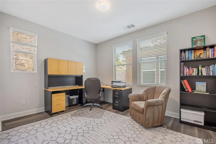 20533 Martingale Place, Saugus, California 91350