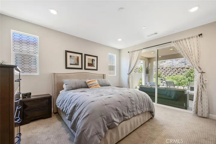 20533 Martingale Place, Saugus, California 91350
