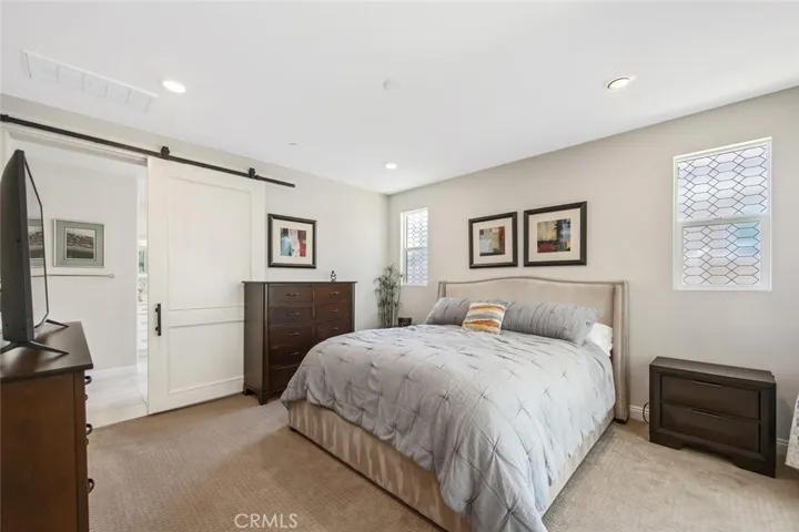 20533 Martingale Place, Saugus, California 91350