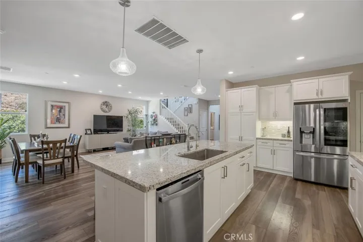 20533 Martingale Place, Saugus, California 91350