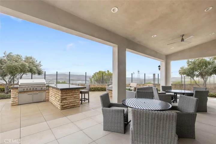 20533 Martingale Place, Saugus, California 91350