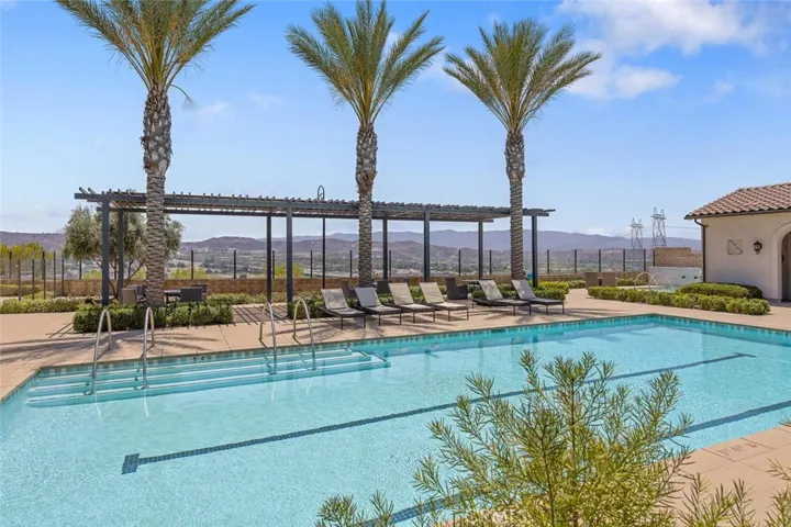 Community pool