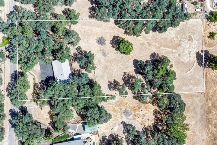 2110 Diane Way, Lakeport, California 95453