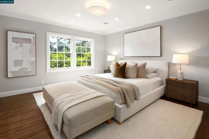 9 El Sueno, Orinda, California 94563
