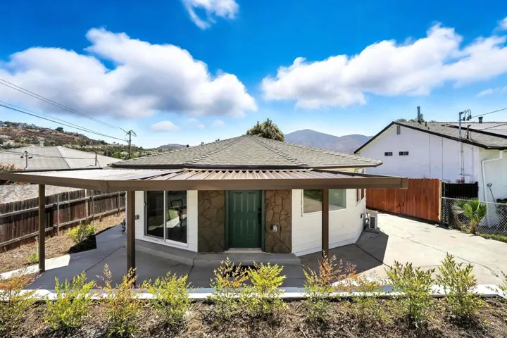 719 La Presa Ave, Spring Valley, California 91977