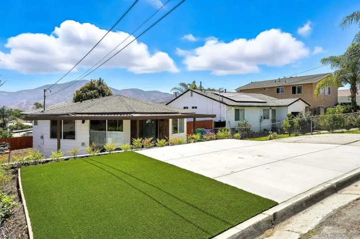 719 La Presa Ave, Spring Valley, California 91977