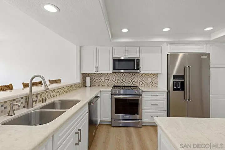 378 Playa Blanca, Encinitas, California 92024