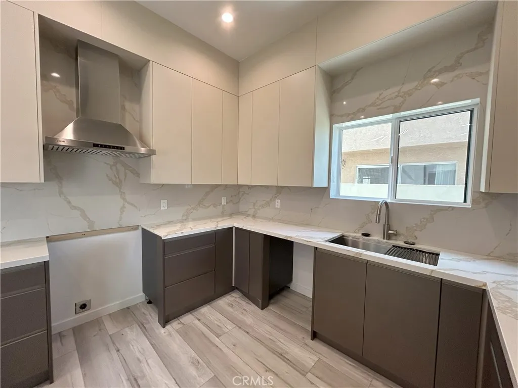 10363 Commerce Avenue, Tujunga, California 91042 home-pic-28