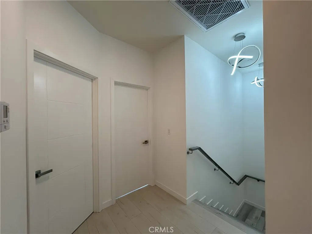 10363 Commerce Avenue, Tujunga, California 91042 home-pic-42