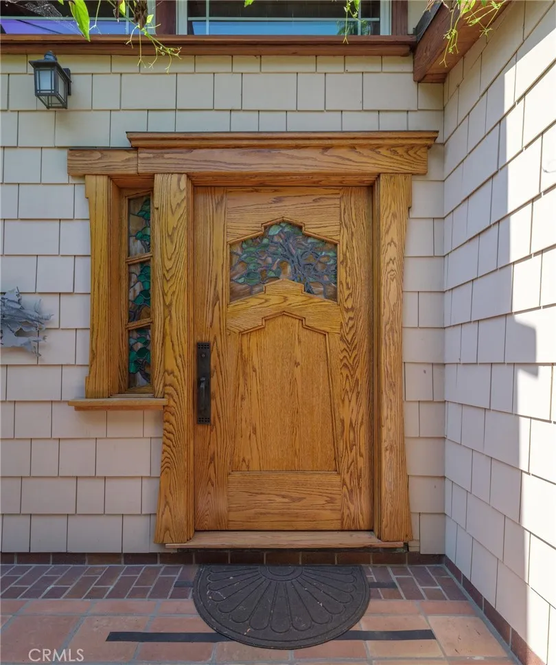 3950 De Longpre Avenue, Los Angeles, California 90027 home-pic-5