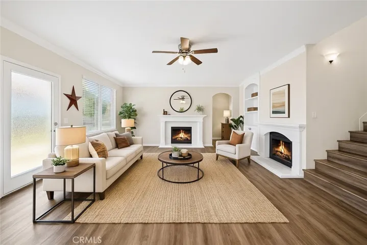 family room
virtually staged