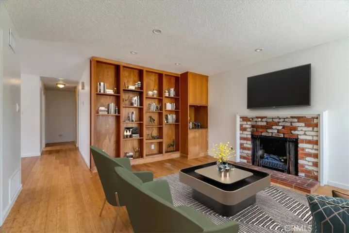 1226 Briarwood Drive, San Luis Obispo, California 93401