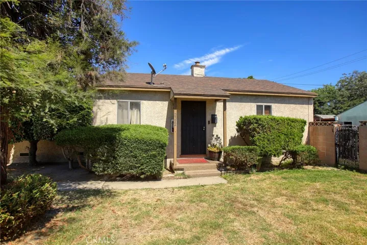 2590 E Carson Street, Carson, California 90810