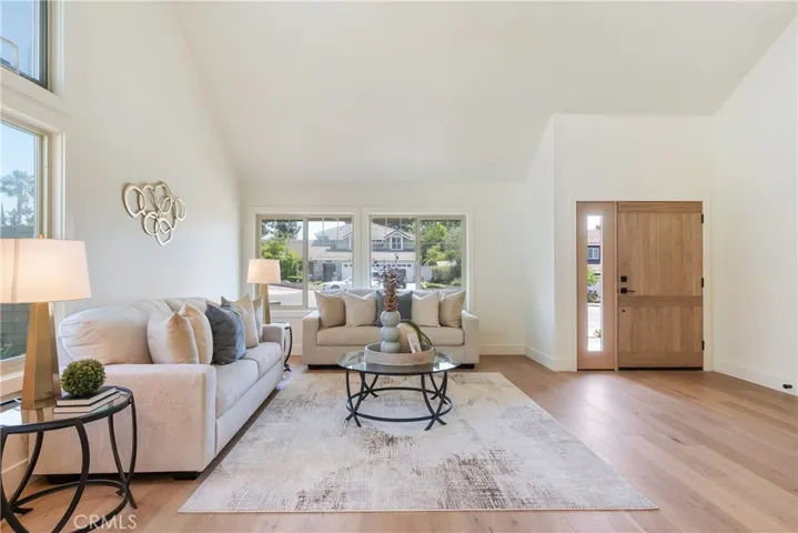 21679 Calle Alcazar, Yorba Linda, California 92887