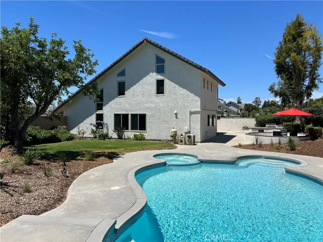 21679 Calle Alcazar, Yorba Linda, California 92887
