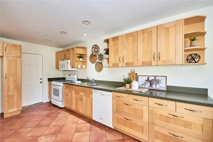 4725 Cardena, Yorba Linda, California 92886