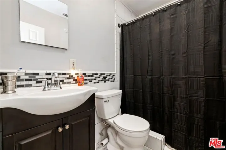 11522 Tana Avenue, Whittier, California 90604