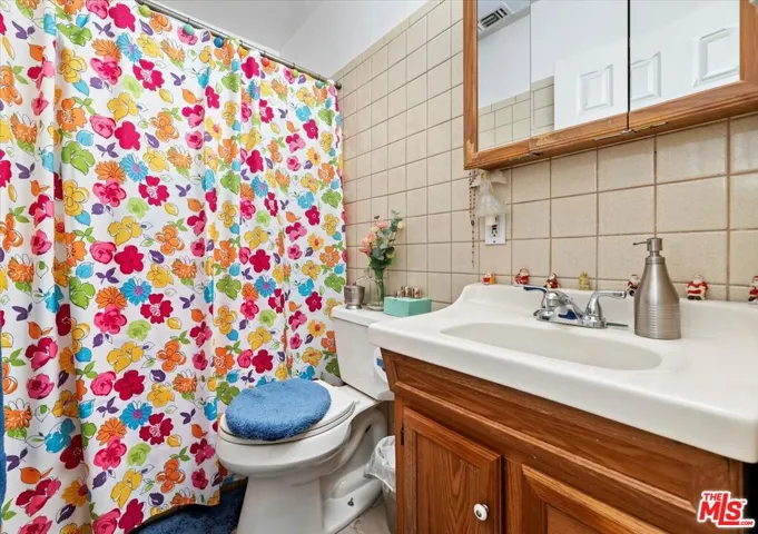 11522 Tana Avenue, Whittier, California 90604