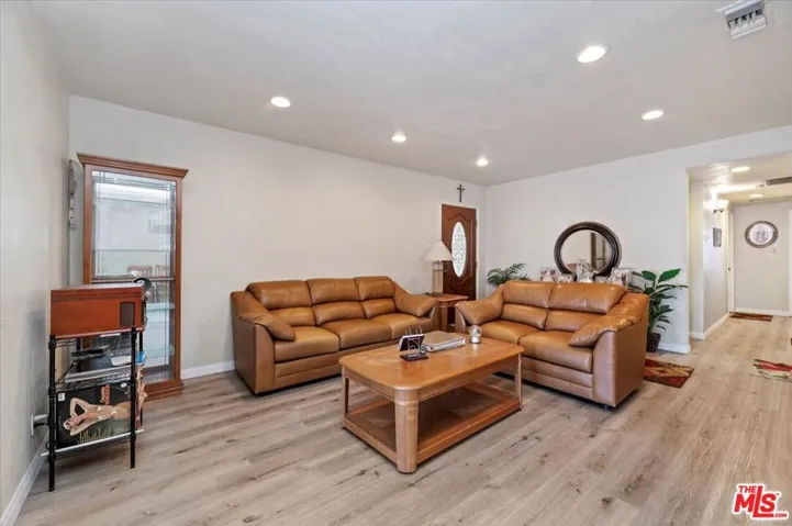 11522 Tana Avenue, Whittier, California 90604