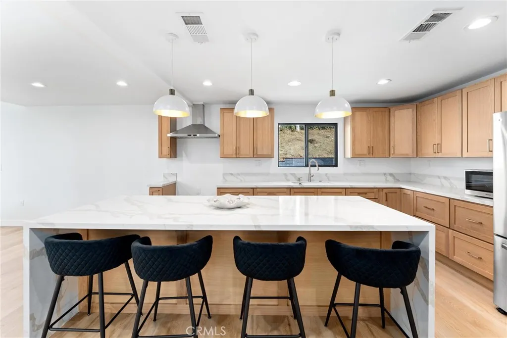 1290 N Tippetts Lane, Anaheim, California 92807 home-pic-14