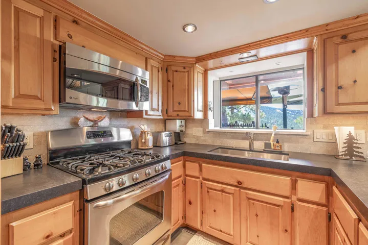 Kitchen2-