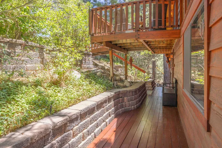 Exterior24-