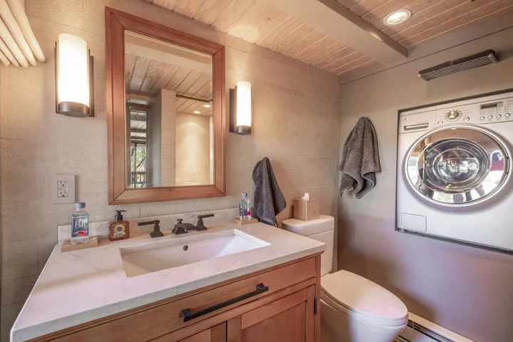 3rdBathroom1-