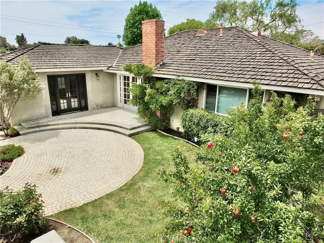 330 Linares Avenue, Long Beach, California 90803
