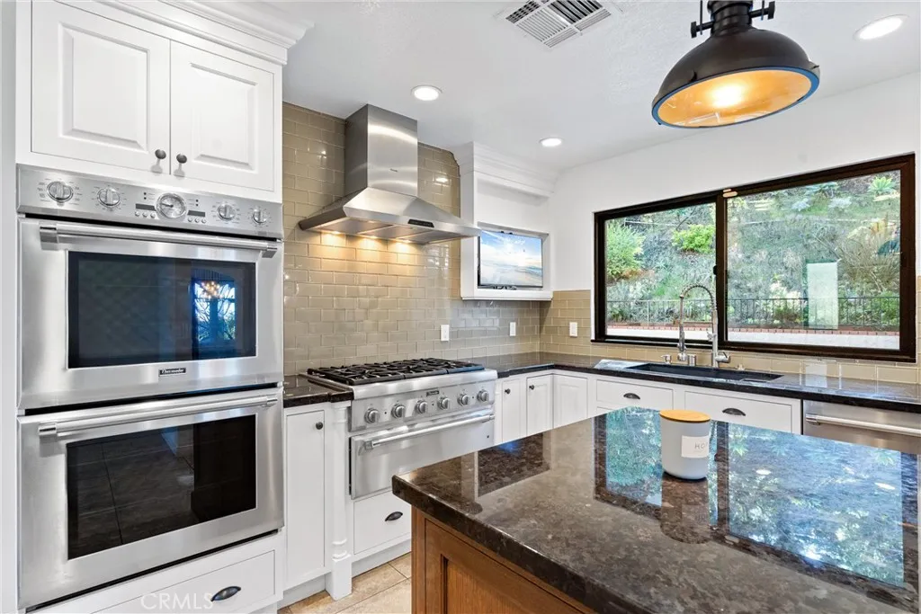 604 Avenida Acapulco, San Clemente, California 92672 home-pic-25