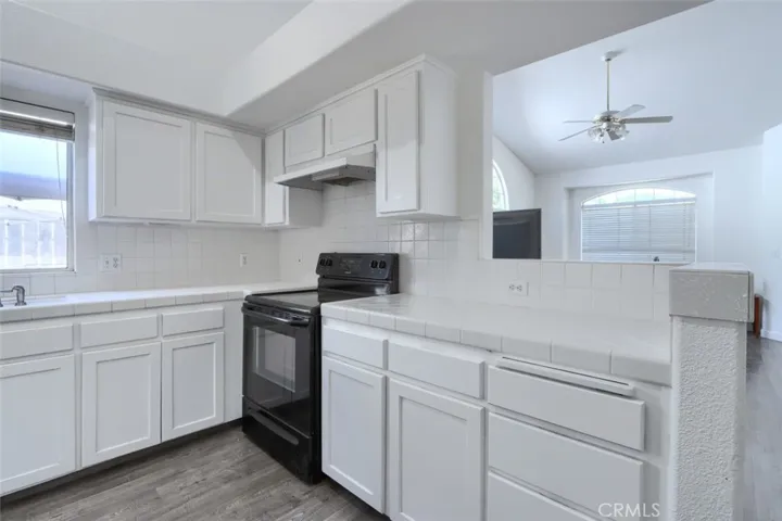 10419 N Woodrow Avenue, Fresno, California 93730