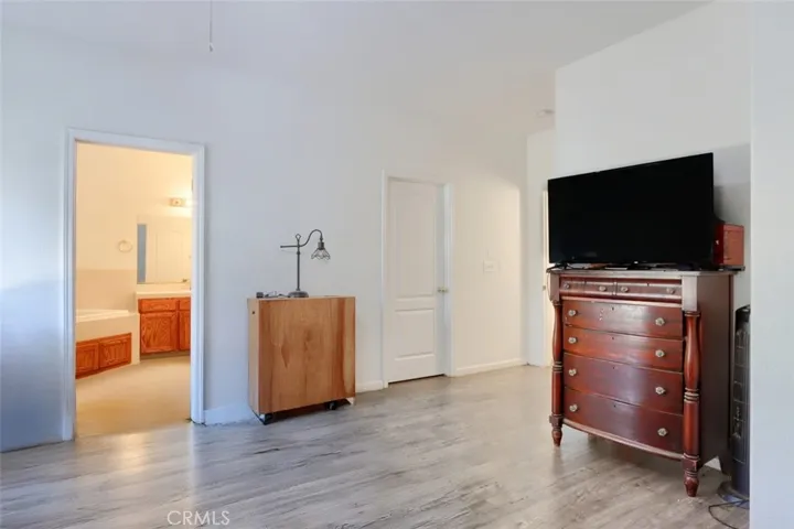 10419 N Woodrow Avenue, Fresno, California 93730