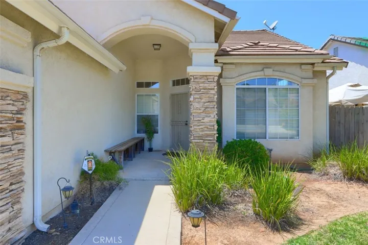10419 N Woodrow Avenue, Fresno, California 93730