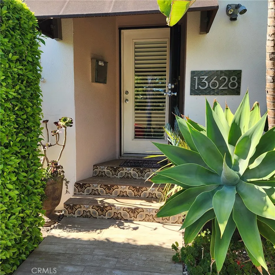 13626 S Mariposa Avenue, Gardena, California 90247, 2 Bedrooms Bedrooms, ,2 BathroomsBathrooms,Residential,For Sale,Mariposa,SB25166062