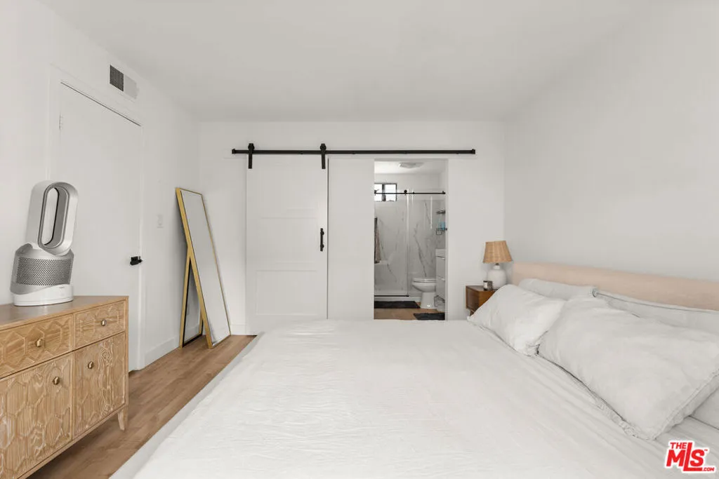 746 N Eucalyptus Avenue 21, Inglewood, California 90302 home-pic-8