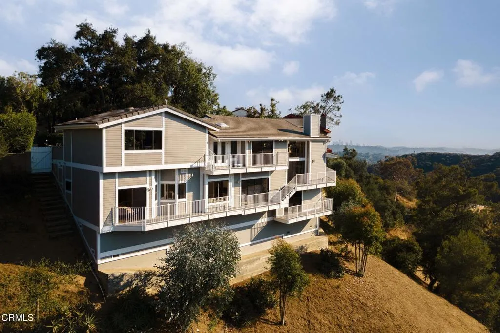 363 Patrician Way, Pasadena, California 91105 home-pic-24