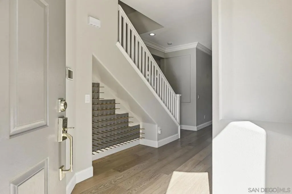 6467 Alexandri Cir, Carlsbad, California 92011 home-pic-3