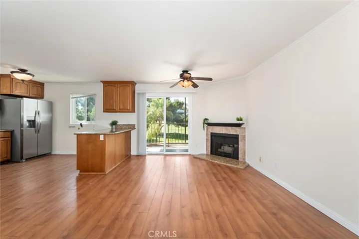 Open concept, fresh paint, ready for you to move in