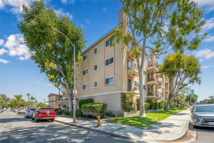 4701 E Anaheim Street 304, Long Beach, California 90804