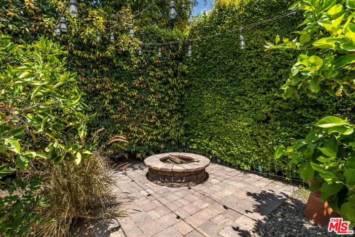 4440 Elmer Avenue, North Hollywood, California 91602