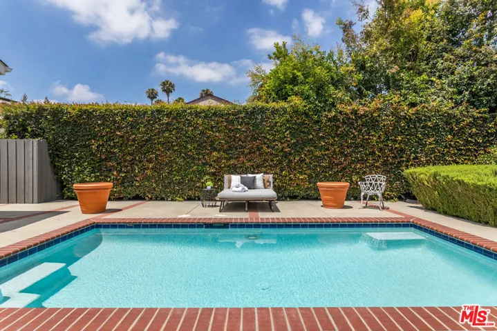 4440 Elmer Avenue, North Hollywood, California 91602