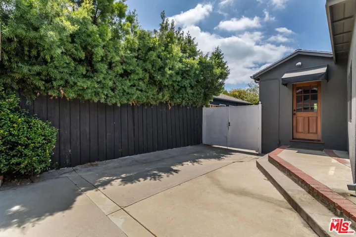 4440 Elmer Avenue, North Hollywood, California 91602
