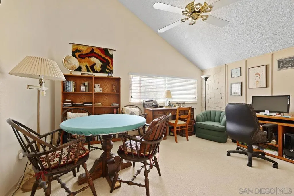 23653 Country Villa Rd, Ramona, California 92065 home-pic-24