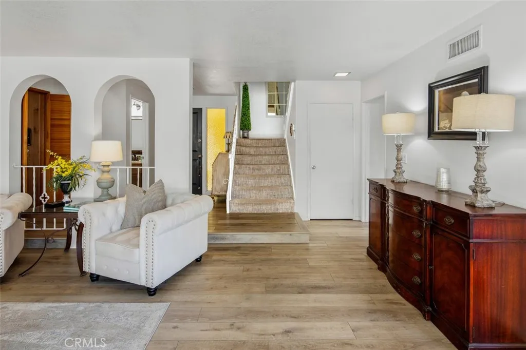 15232 Lille Circle, Irvine, California 92604 home-pic-35