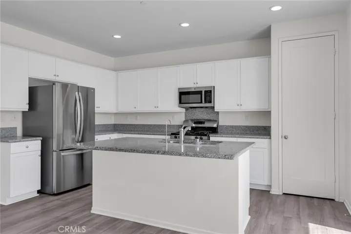 1443 Babbling Brook Place, San Jacinto, California 92582