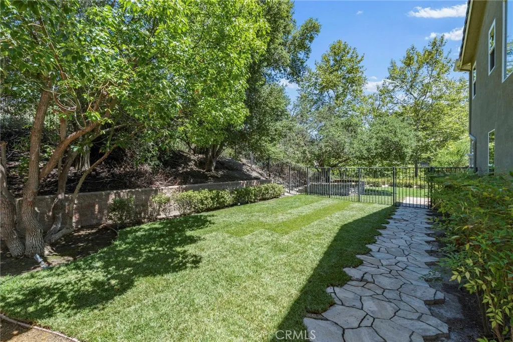 2 Swallows Lane, Trabuco Canyon, California 92679 home-pic-12