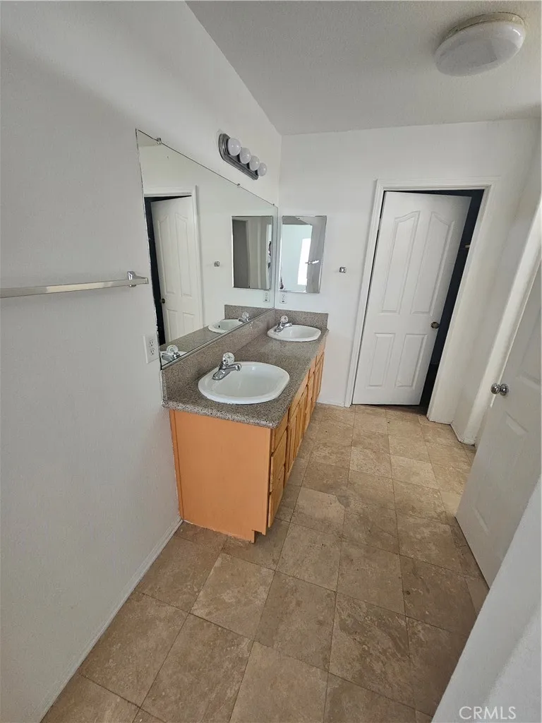 1528 Durfee Avenue, South El Monte, California 91733 home-pic-11